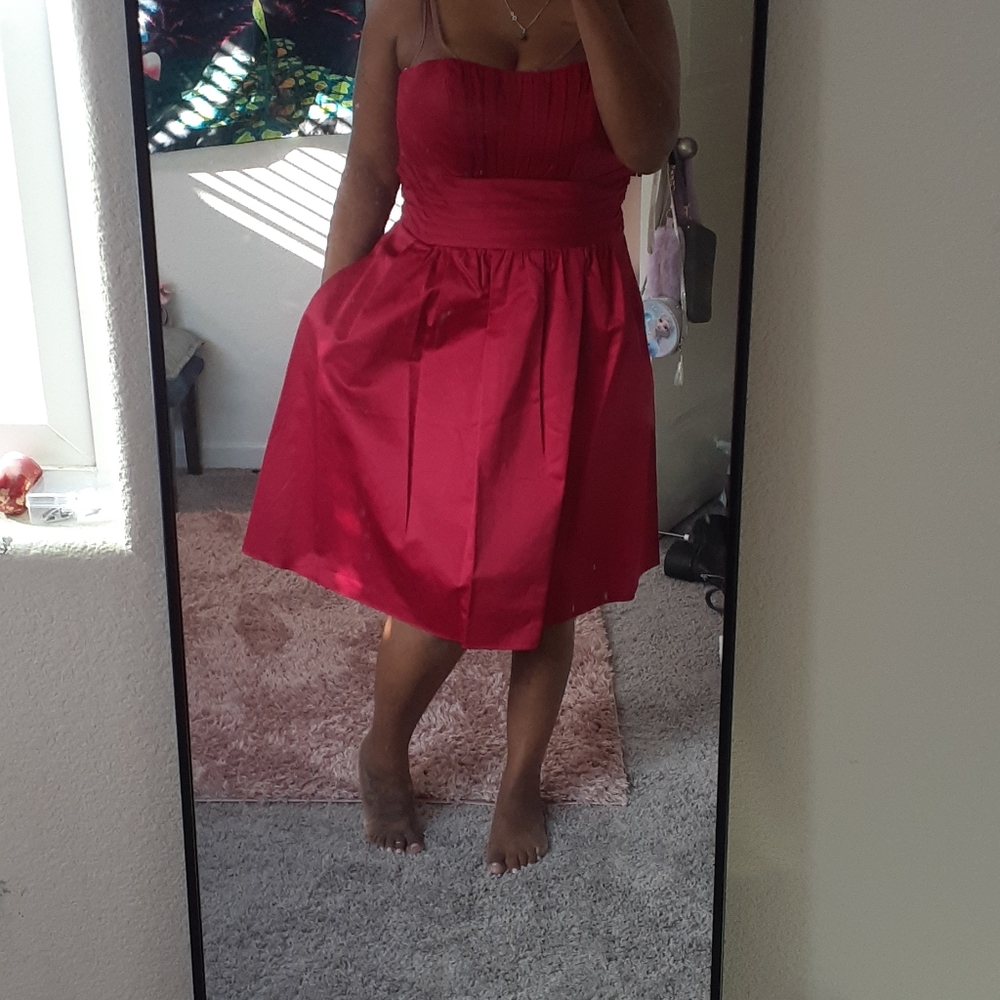 Dress - Picture 3 of 4